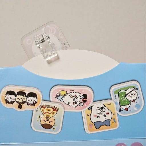 Chiikawa NyamNyamz Random Acrylic Clip Blind Box
