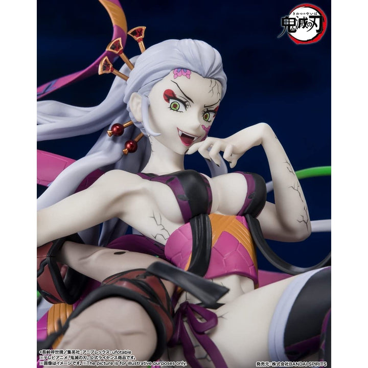TAMASHII NATIONS - Demon Slayer Kimetsu no Yaiba - Daki and Gyutaro Bandai FiguartsZERO
