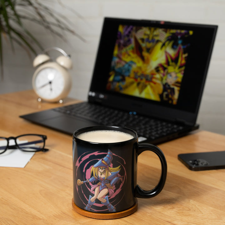 YU-GI-OH Yugi and Dark Magician Girl 15 oz. Heat Change Ceramic Coffee Mug