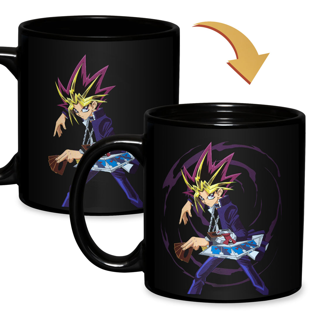 YU-GI-OH Yugi and Dark Magician Girl 15 oz. Heat Change Ceramic Coffee Mug