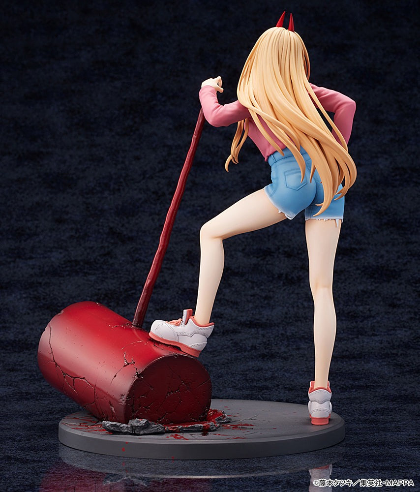 AmiAmi x AMAKUNI - Chainsaw Man - Power 1/7 Scale Figure