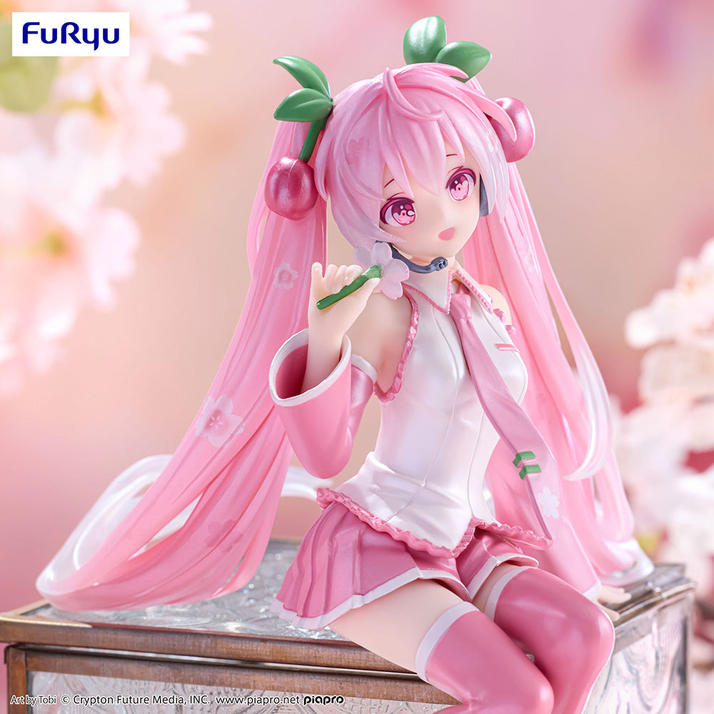 FuRyu - Vocaloid - Hatsune Miku Sakura Miku 2024 Pearl Color Version Noodle Stopper Figure
