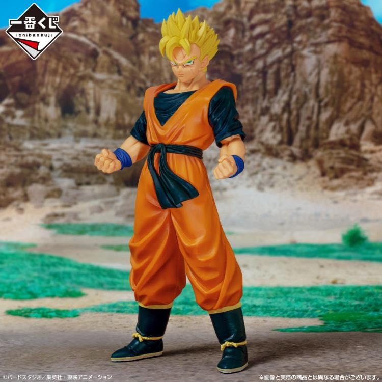 Dragon Ball Z - Son Gohan Future Dueling to The Future - Bandai Spirits Masterlise Ichibansho Figure