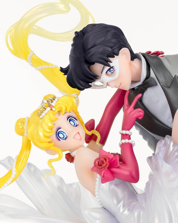 Bandai Tamashii Nations - Sailor Moon - Usagi & Tuxedo Mask - Figuarts Zero Chouette