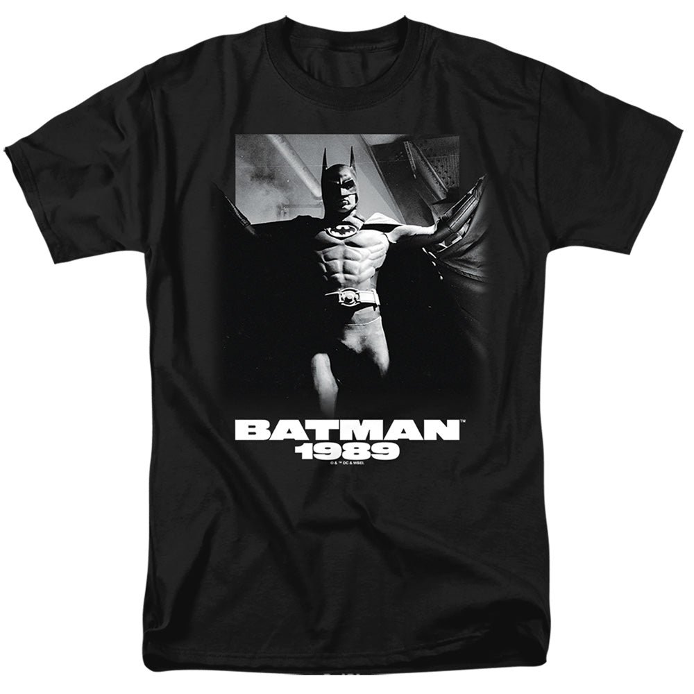 DC Comics - Batman 1989 - Flying Batman - Adult Unisex T-Shirt - Black