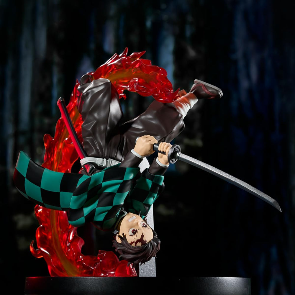 Banpresto - Demon Slayer: Kimetsu no Yaiba - Tanjiro Kamado Vibration Stars Plus