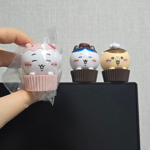 Chiikawa Official Monitor Figure Blind Box