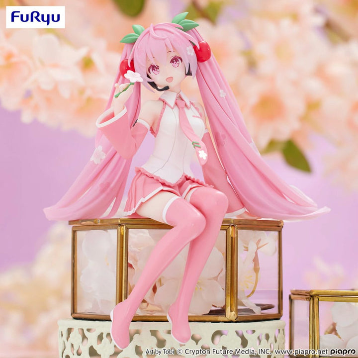 FuRyu Hatsune Miku Noodle Stopper Figure Sakura Miku 2024