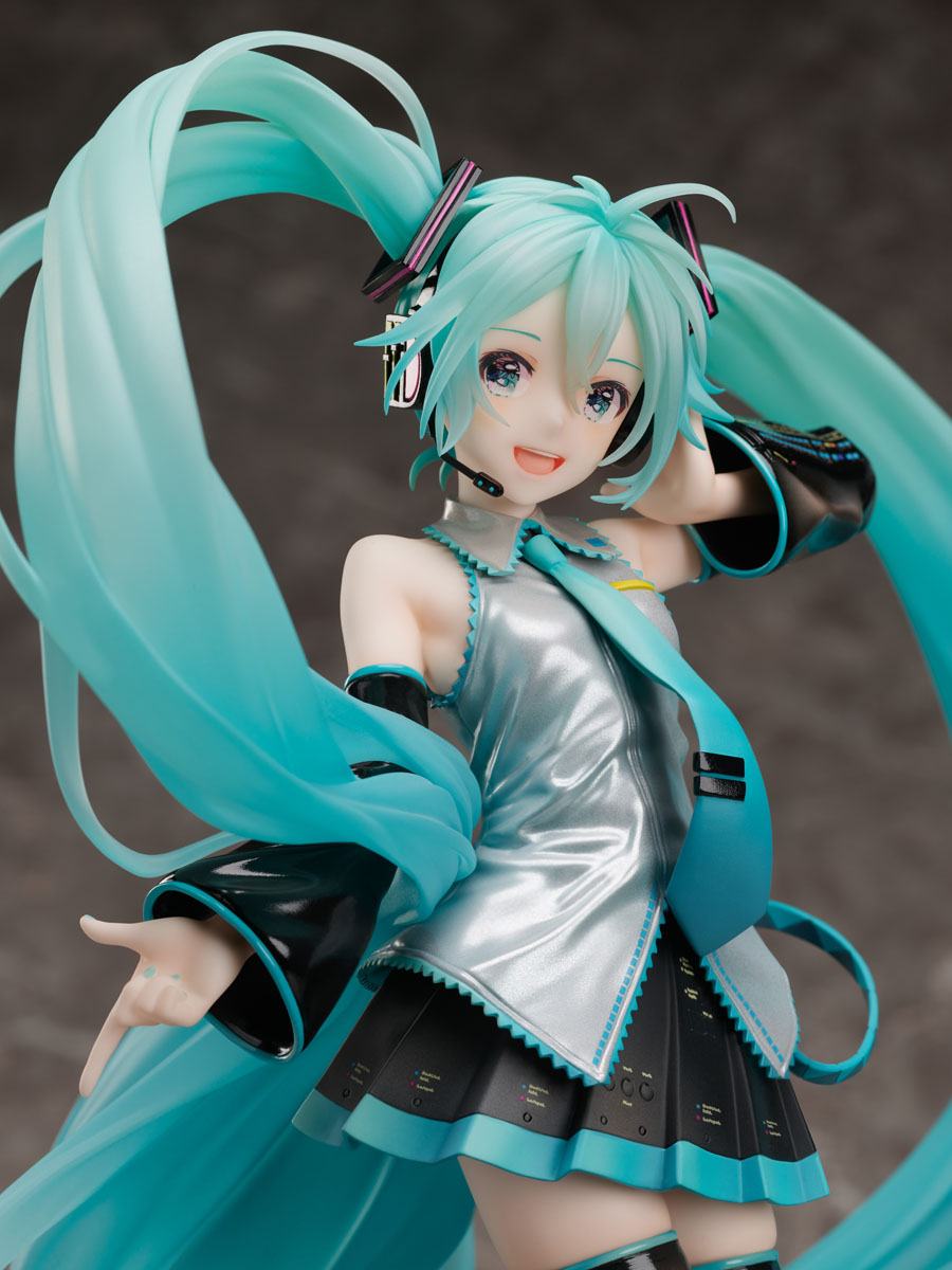 FuRyu - Hatsune Miku Chronicle Version 1/7 Scale Figure