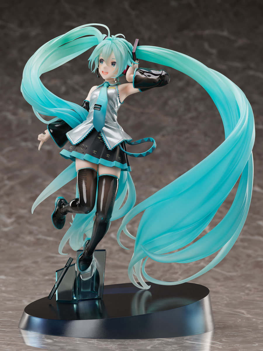 FuRyu - Hatsune Miku Chronicle Version 1/7 Scale Figure