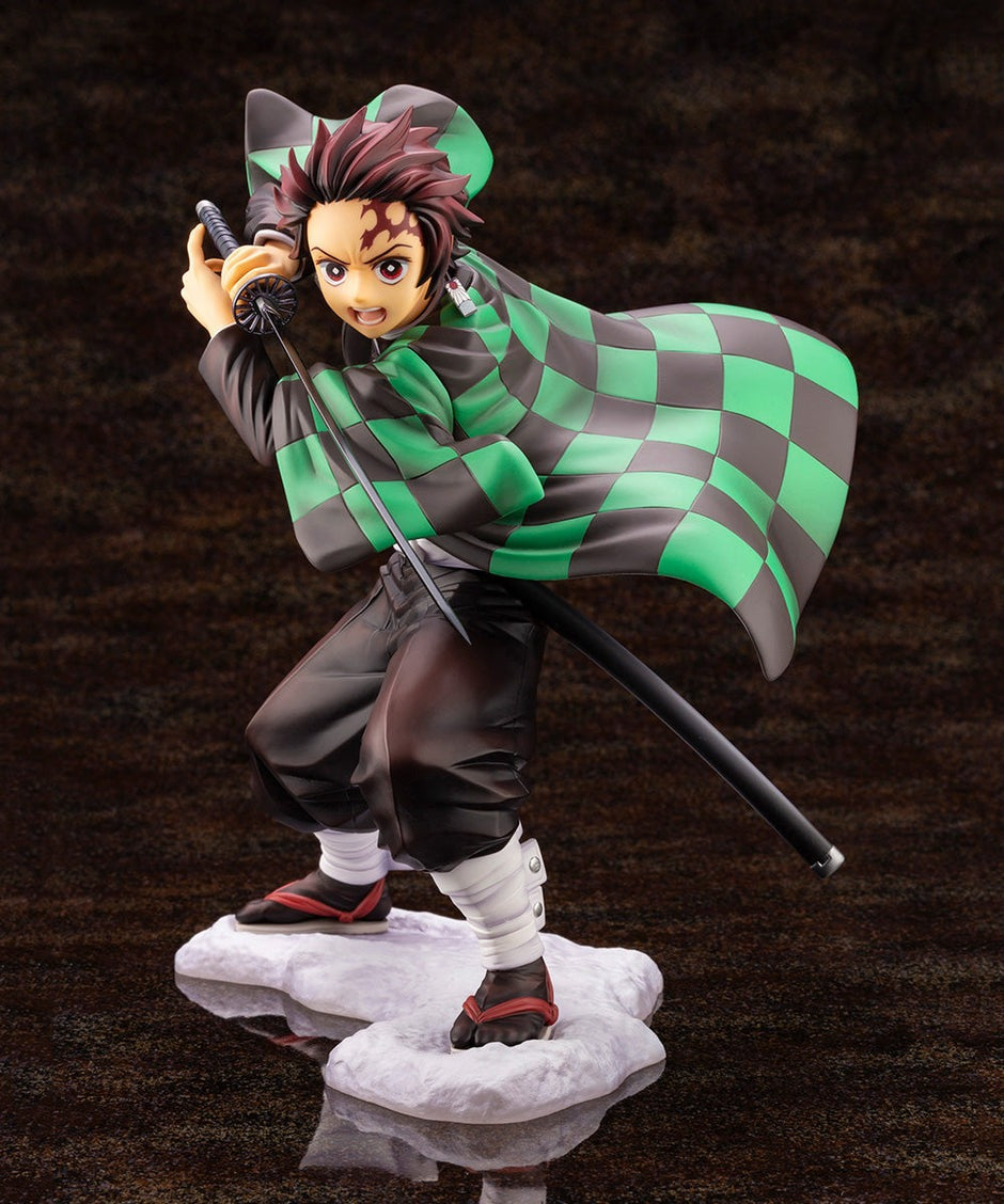 Kotobukiya ARTFX J - Demon Slayer: Kimetsu no Yaiba - Tanjiro Kamado 1/8 Scale Figure