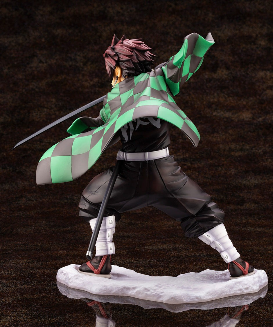 Kotobukiya ARTFX J - Demon Slayer: Kimetsu no Yaiba - Tanjiro Kamado 1/8 Scale Figure
