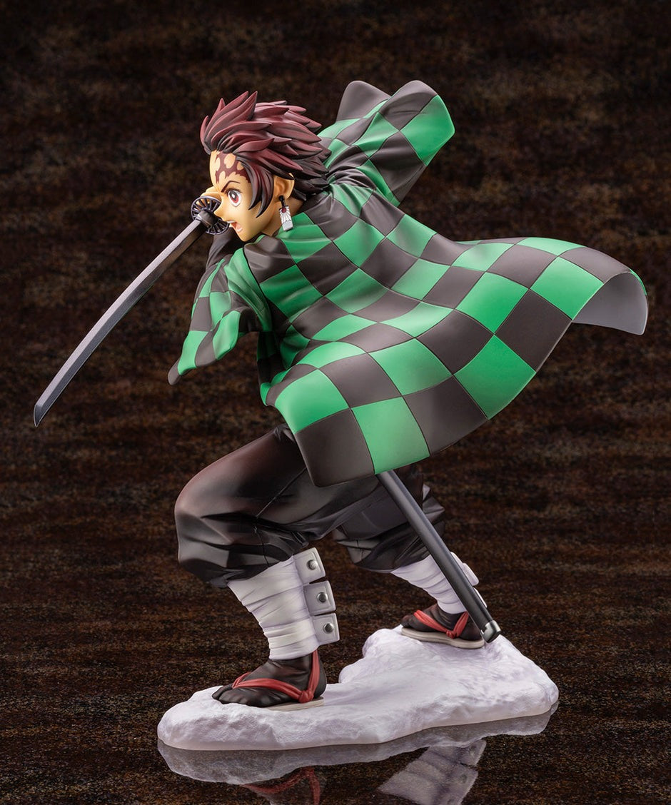 Kotobukiya ARTFX J - Demon Slayer: Kimetsu no Yaiba - Tanjiro Kamado 1/8 Scale Figure