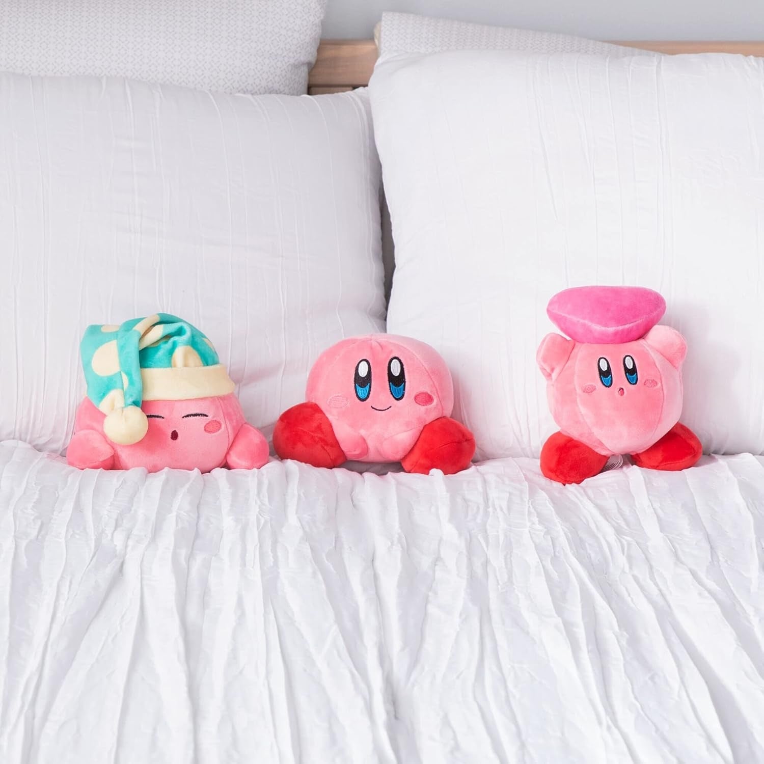 Club Mocchi Mocchi Nintendo Junior 6" Plush - Sleeping Kirby