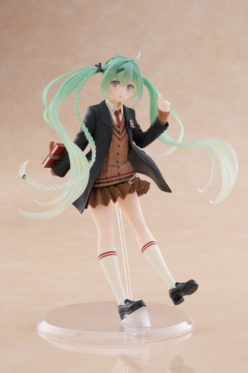 Taito - Hatsune Miku - Hatsune Miku - Fashion Preppy Ver. Figure
