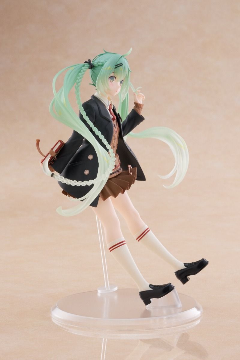 Taito - Hatsune Miku - Hatsune Miku - Fashion Preppy Ver. Figure