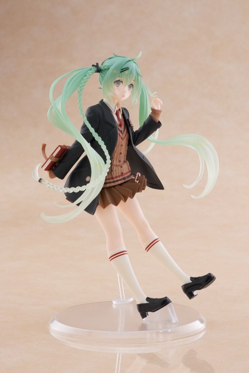 Taito - Hatsune Miku - Hatsune Miku - Fashion Preppy Ver. Figure