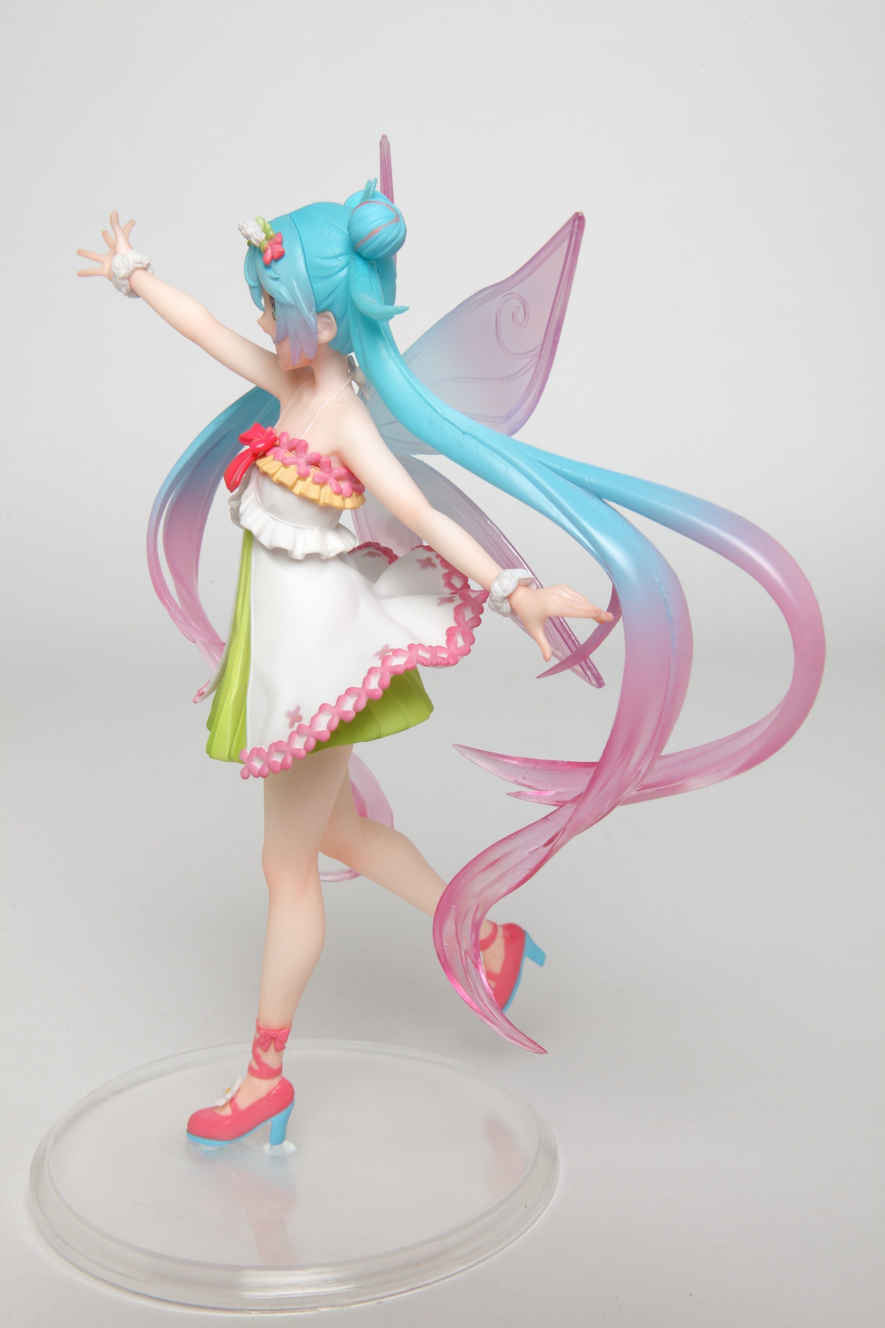 Taito - Vocaloid - Hatsune Miku - 3rd Season Spring Ver Reissue Figure