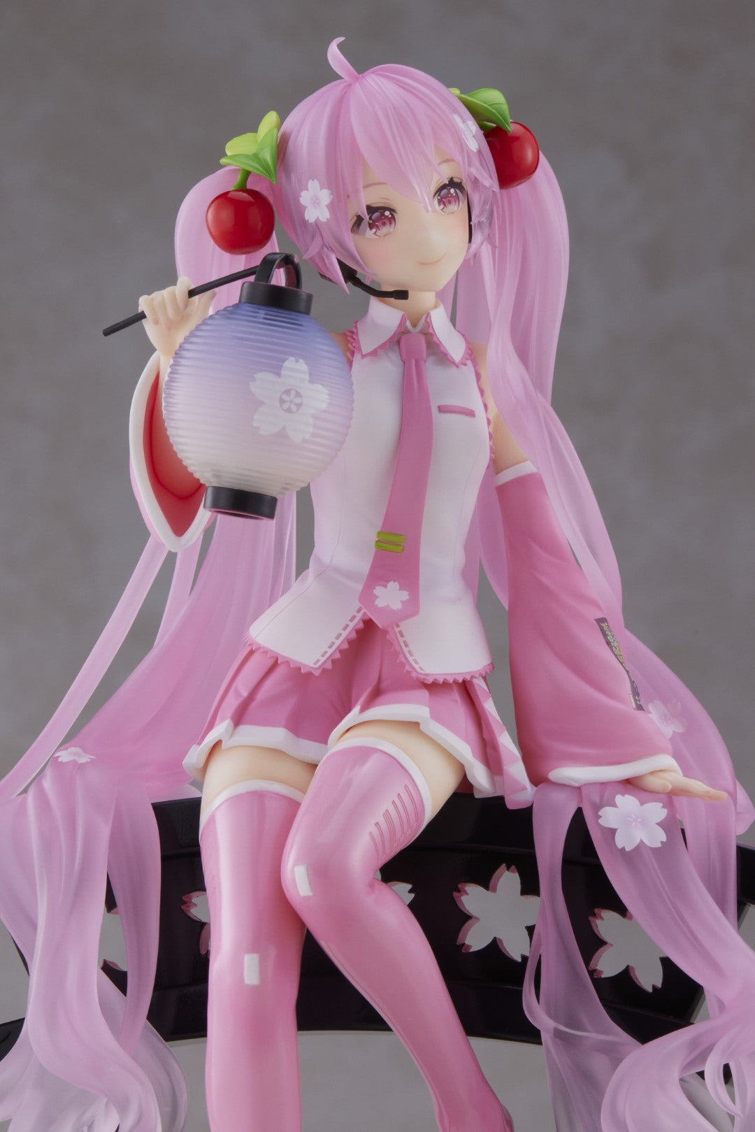 TAITO - Hatsune Miku - Sakura Miku AMP+ Sakura Lantern Ver. Prize Figure