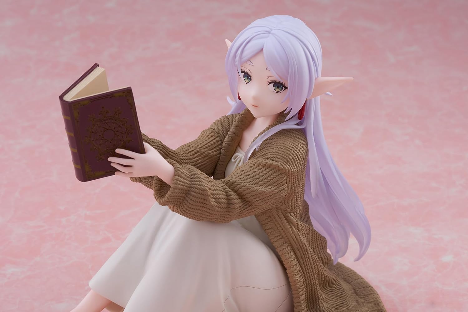 Taito - Frieren: Beyond Journey's End - Frieren Roomwear Version Desktop Cute Figure