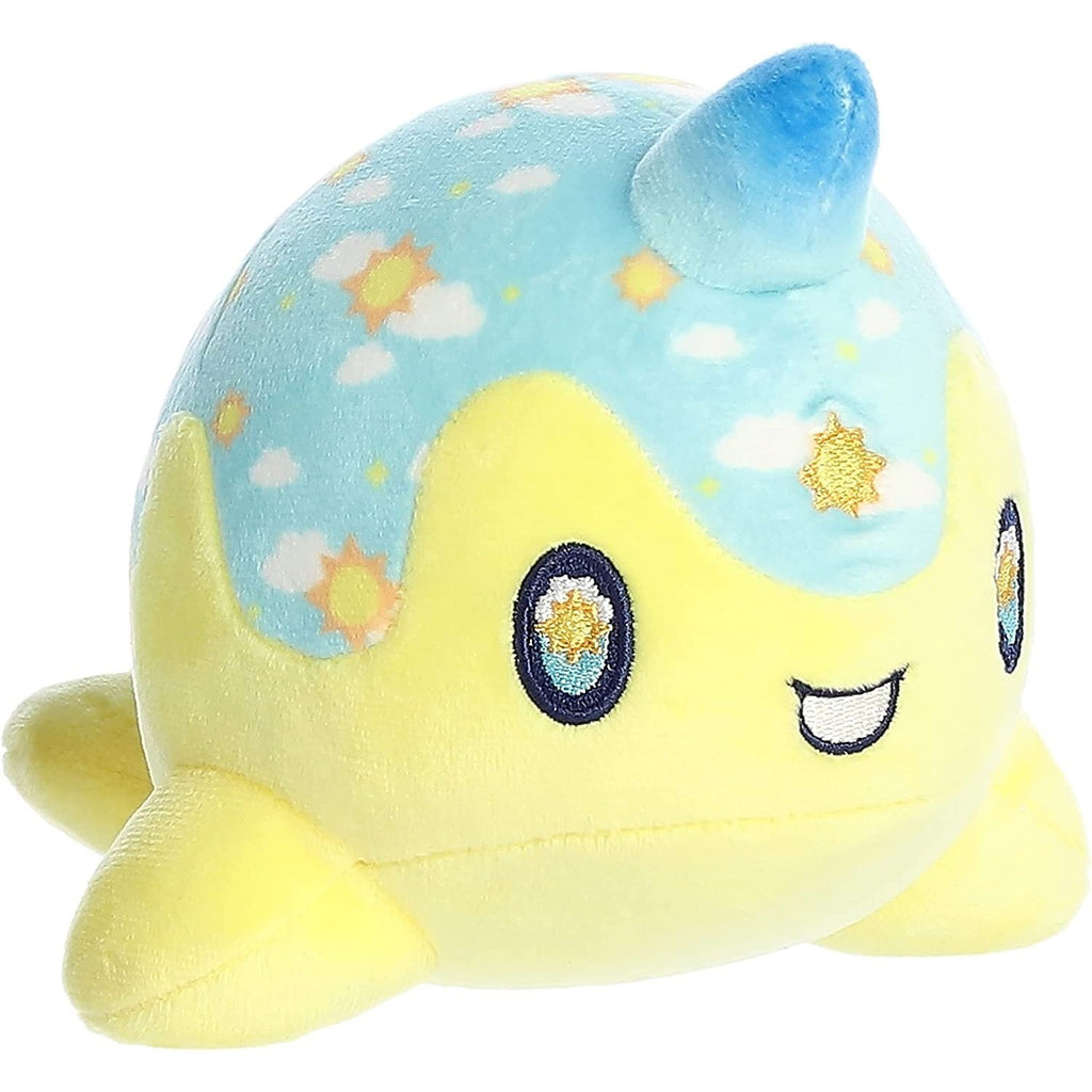 Aurora - Tasty Peach - 7" Sunny Day Nomwhal Plush