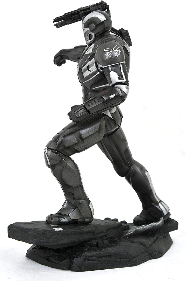 Diamond Select Toys Marvel Gallery Avengers Endgame War Machine PVC Figure