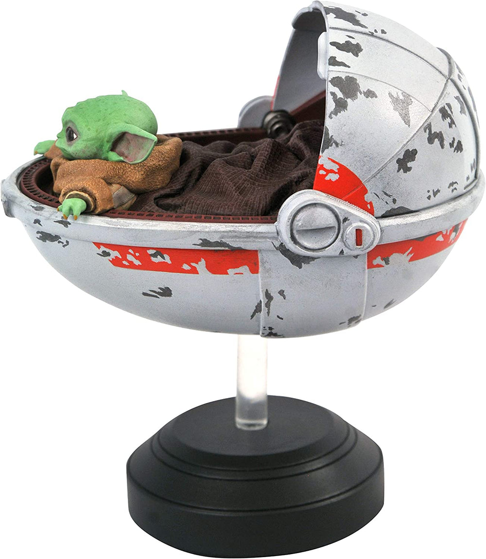 Diamond Select Toys Star Wars The Mandalorian The Child with Pram Statue