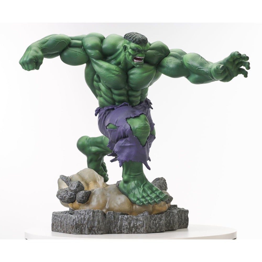Diamond Select Toys Marvel Gallery: Immortal Hulk Deluxe PVC Statue